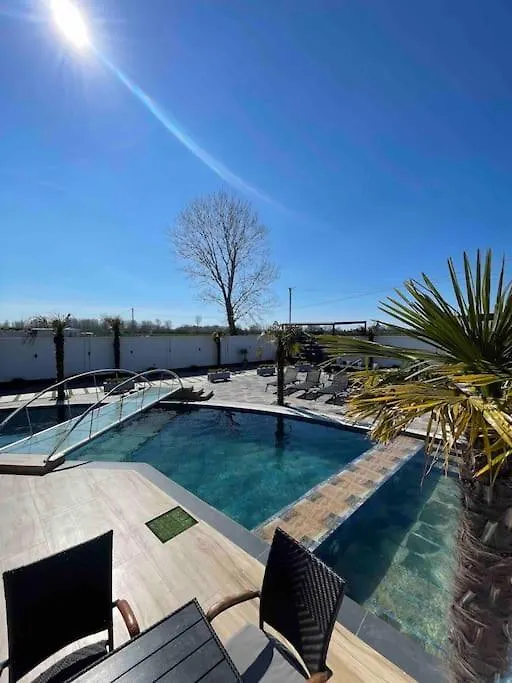 Sueno Luxury Villa Δυρράχιο