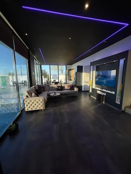Sueno Luxury Villa Δυρράχιο 0*,  Αλβανία